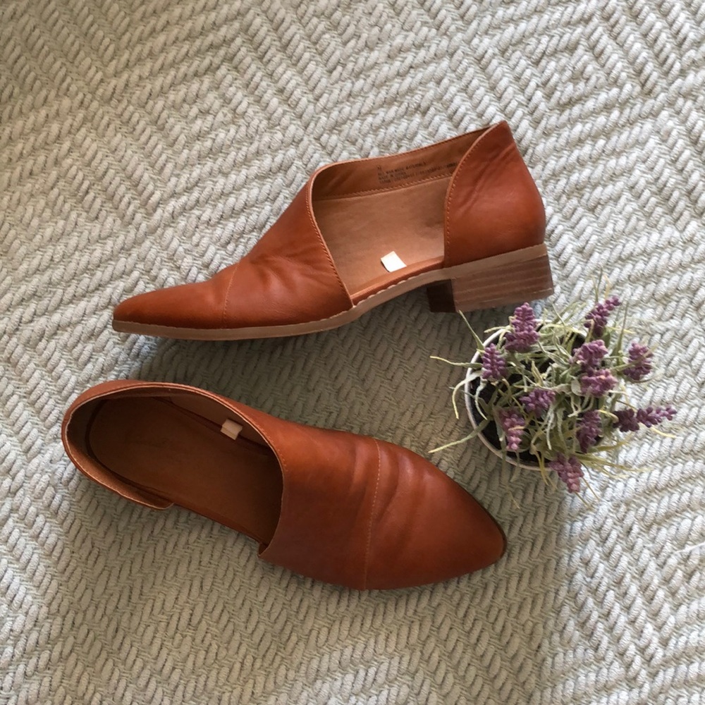 Wenda Cut-out Bootie